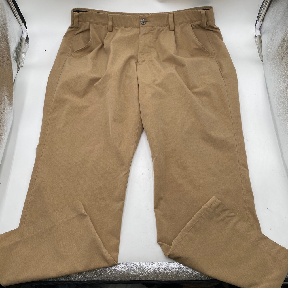 Under Armour Loose Fit Golf Pants Men 40x30 Khaki Performance Pleated Stretch